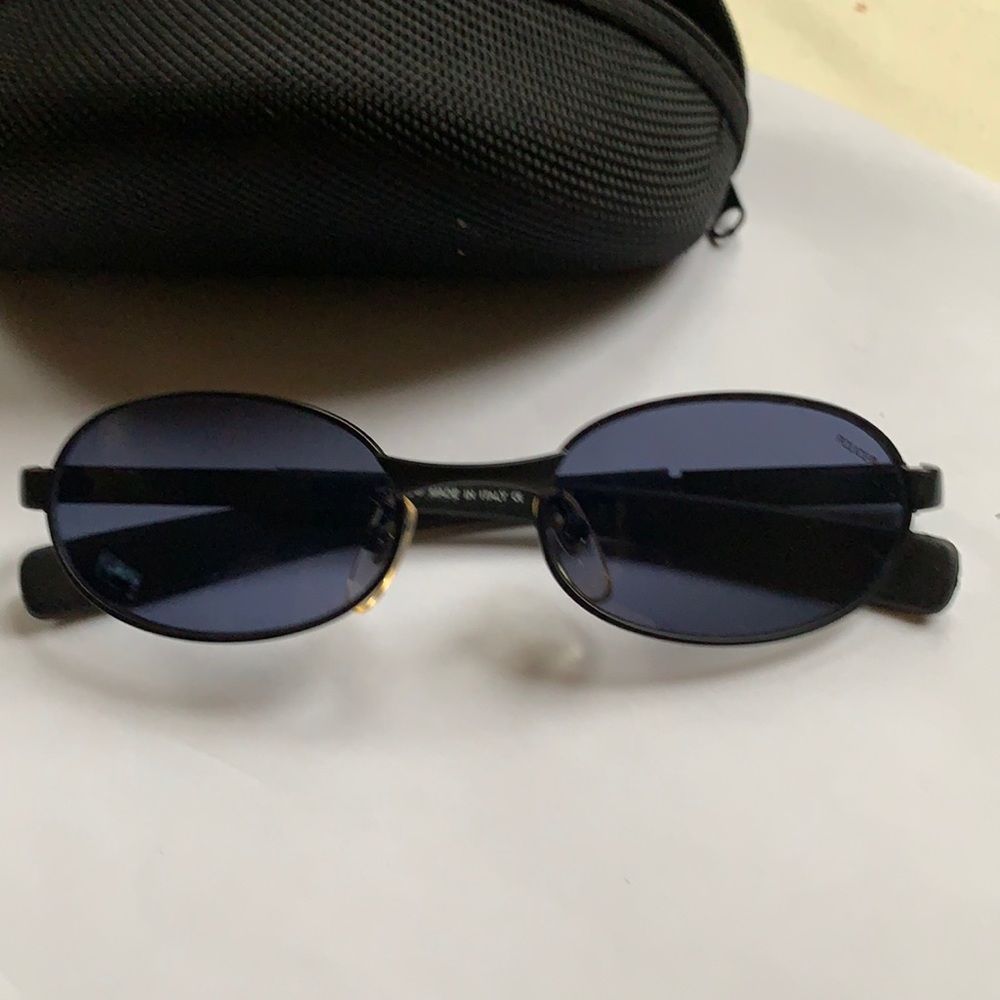 Mod police sun- glasses made in Italy..with case.